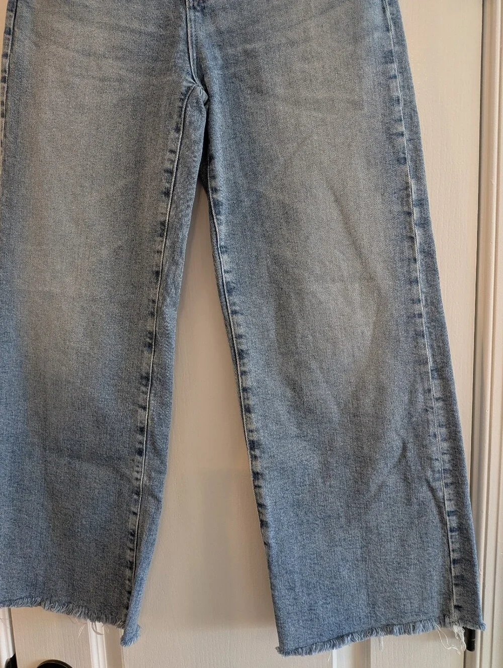 AG Saige Wide Leg Crop High Rise Jeans Eclipsed Blue Light Wash Denim Size 25